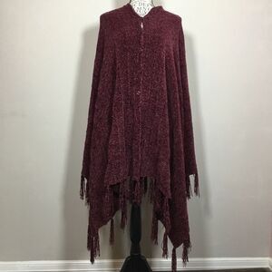 Wine color knit poncho cloak with buttons asymmetrical long fringe one size cozy